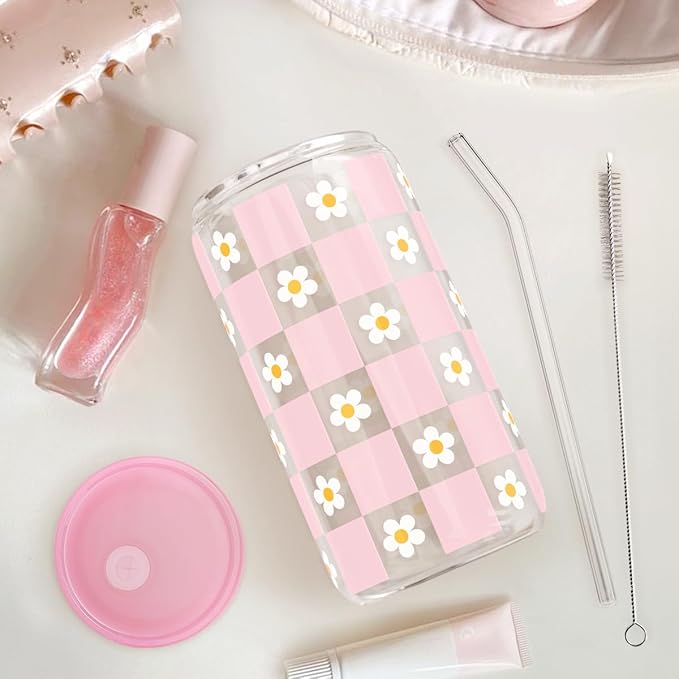 SANDJEST Checkerboard Daisies Glass Can, Floral Checker Cup with Lid & Straw, Iced Coffee Aesthetic Cups, Gift for Christmas Birthday Mother Day, Gifts for Women, 16oz