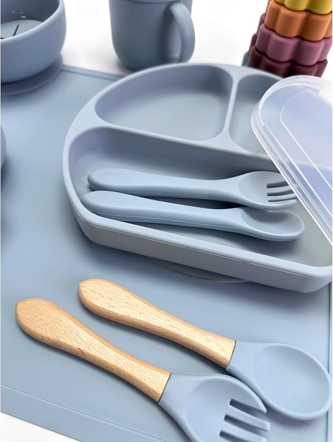 No-Mess Baby Feeding Set — Strong Suction Bowls + Soft Spoons (8-Piece) (Blue)