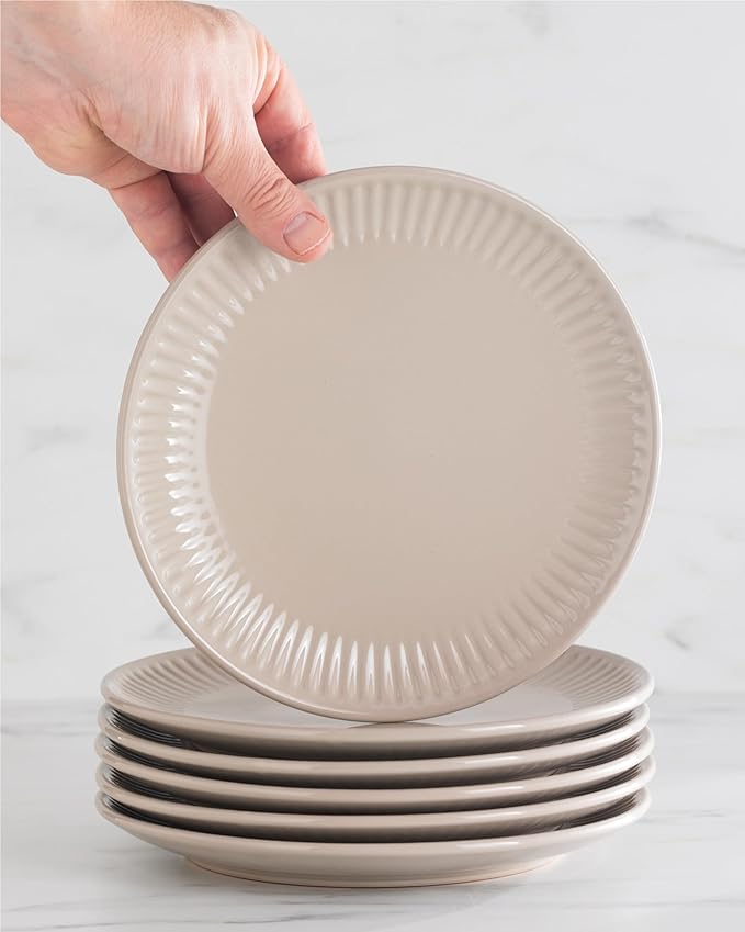 Stoneware Dinnerware Set for 8 People HYGGE 32-Piece - Elegant Scandi Design - Premium Dish Set - Bowl and Plate Set - Tableware for 8 People in a Ribbed Design - Pure Living in Light Brown