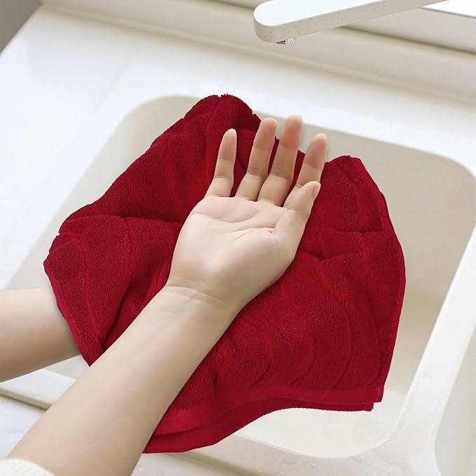 2-Piece Hand Towels for Bathroom in Red, Super Soft Decorative Christmas Hand Towel Set, Wavy Jacquard, Small Size 13x29 Inches