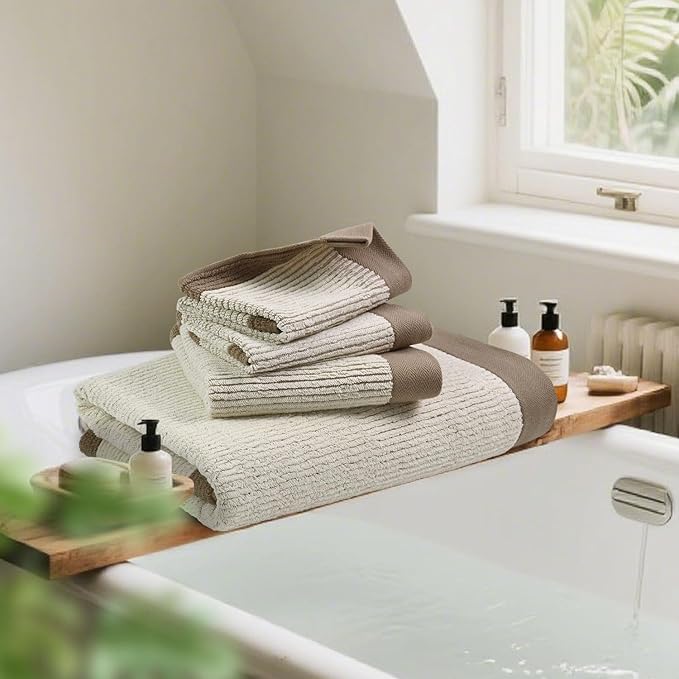 Cleanbear Bathroom Towels Set 4 Piece, 100% Cotton, Ultra Soft, Absorbent and Quick Dry Towel Set, 1 Bath, 1 Hand, 2 Washcloths, Light Beige with Brown Border, Suitable for Men and Women