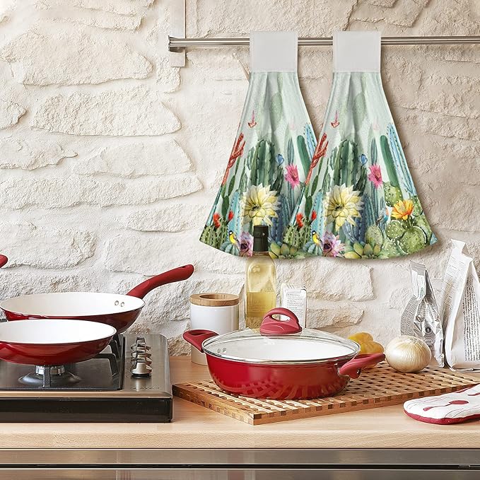 Green Cactus Hand Towels Tropical Succulent Hanging Kitchen Towels with Loop Absorbent Tea Bar Dish Towel for Bathroom Laundry Gym