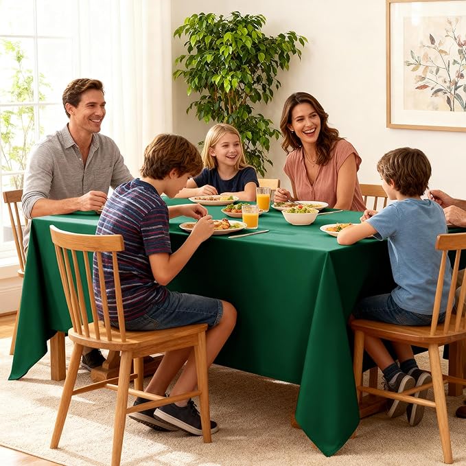 10-Pack Hunter Green Tablecloths for Rectangle Tables, 70 x 120 Inches, Stain-Resistant Polyester Fabric for 6 Foot Tables - Washable Table Covers for Weddings, Birthday Parties, Events