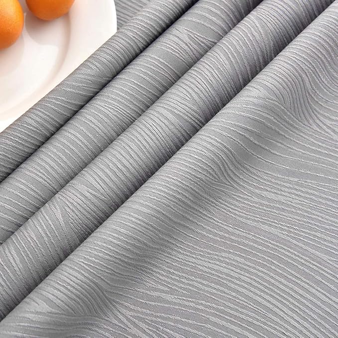 maxmill Jacquard Round Table Cloth Swirl Pattern Waterproof Antiwrinkle Heavy Weight Soft Tablecloths for Circular Table Cover and Kitchen Dinning Tabletop Decoration Round 70 Inch Light Gray