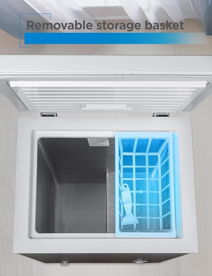 BLACK+DECKER 2.7 Cu. Ft. Compact Chest Freezer, Deep Freezer Holds Up To 94.5 Lbs. of Frozen Food, Removable Storage Basket, BCFK276, White