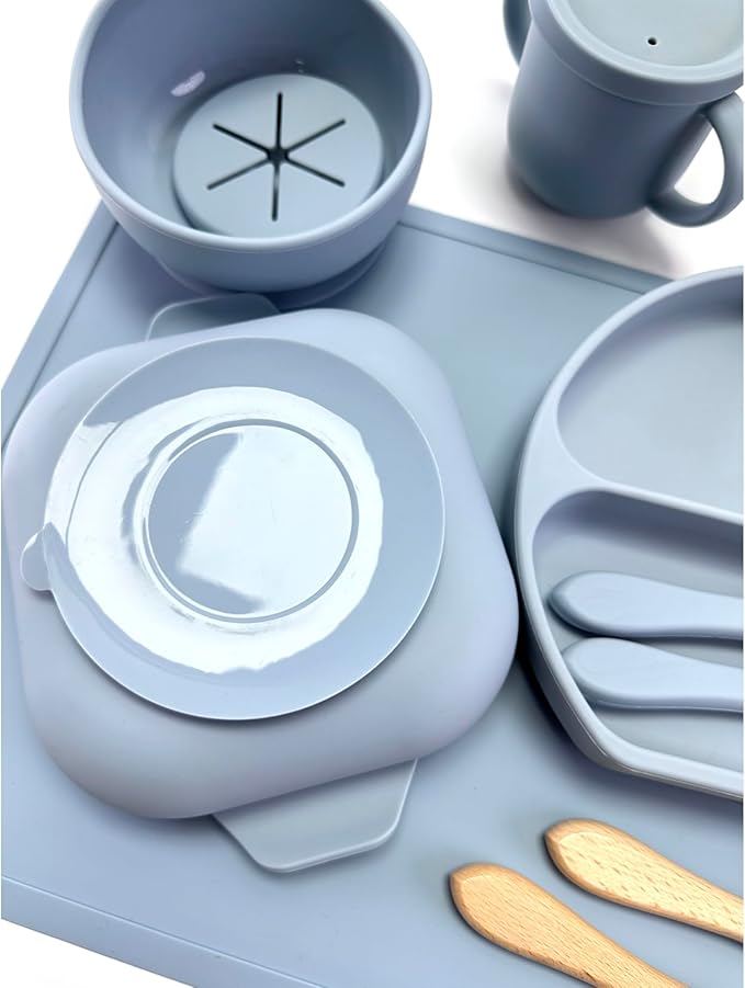 No-Mess Baby Feeding Set — Strong Suction Bowls + Soft Spoons (8-Piece) (Blue)