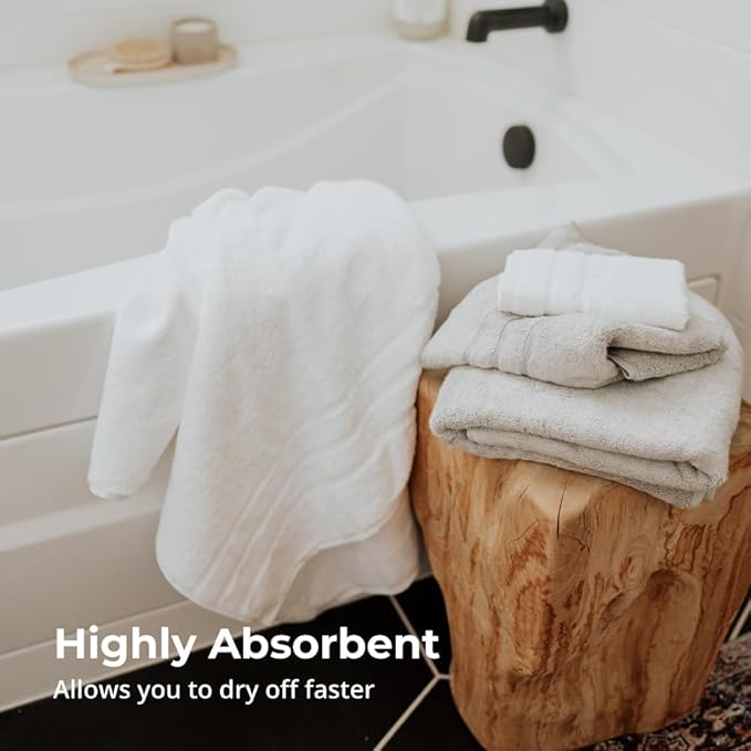 Cariloha Bath Towel | Blush | 28"x54" | Turkish Cotton & Viscose Material Blend | Extra Smooth, Odor Resistant and Highly Absorbent