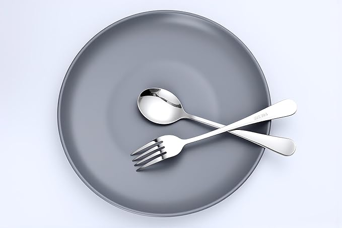 Oval Dinnerware Set, 24 Pcs Silverware Set for 4, Food-Grade Stainless Steel Flatware Set, Mirror Polished Cutlery Utensil Set, Include Steak Knife Fork And Spoo, Dishwasher Safe