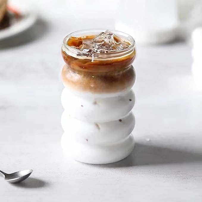 2 Pcs 20oz Drinking Glasses Set with Bamboo Lids and Straws, Cute Iced Coffee Glass Cups, Iced Coffee Tumblers, Thick Drinking Jars for Smoothie, Boba Milk Tea, Ideal for Gift, with Straw Brush