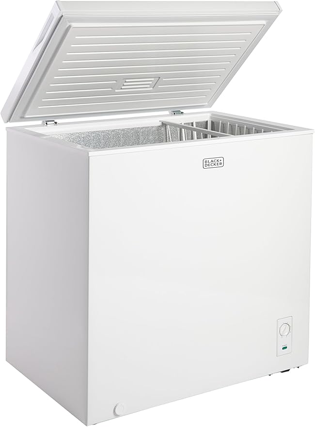 BLACK+DECKER 7.0 Cu. Ft. Chest Freezer, Holds up to 245 Lbs. of Frozen Food with Organizer Basket