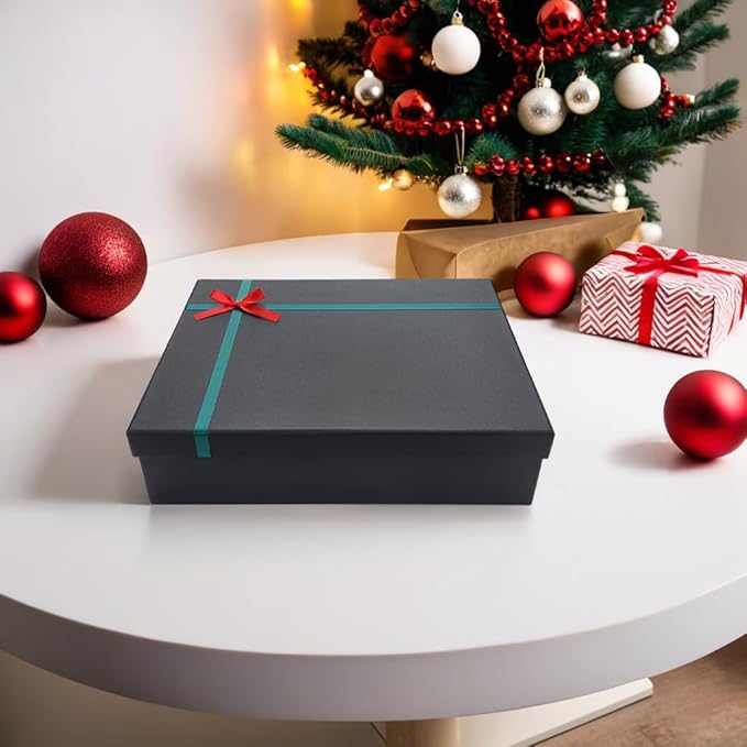 RUBBER BOND Mr and Mrs Towels Set with Gift Box - 4 Pack Bath and Hand Towels for Couples - Hotel, Spa & Bathroom Cotton Towels - Gift for Couples, Men, Women (Black Embroidery Christmas Packaging)