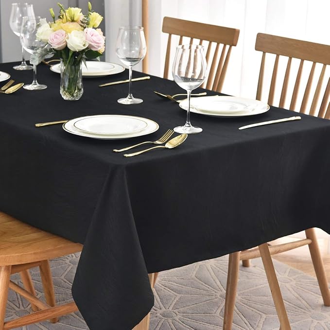 maxmill Jacquard Tablecloth Swirl Design Water Resistance Antiwrinkle Heavy Weight Soft Table Cloth for Buffet Banquet Parties Event Holiday Dinner Rectangle 60 x 84 Inch Black