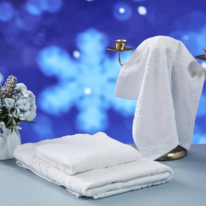Peryiter 6 Pack Cotton 3D Christmas Snowflake Bath Towels Set White Winter Towels for Bathroom, Soft and Absorbent, Contains 2 Bath Cloth, 2 Hand Cloth and 2 Washcloths