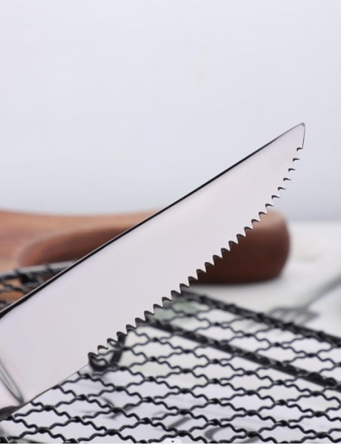 Buyer Star Steak Knife Set, 4-Piece Serrated Steak Cutlery Steak Knife, Silver Stainless Steel Steak Cutlery Knife for Home, Restaurant, Hotel, 22cm