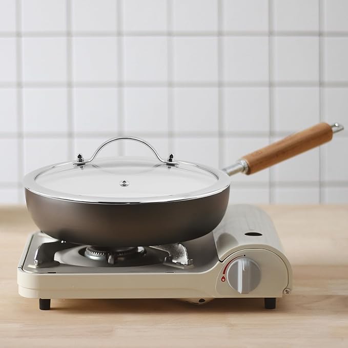 Woogim 9.5 Inch Tempered Glass Lid with Stainless Steel Handle,Thickened to 4mm and Dishwasher Safe and Oven Up to 480℉,Wide Edge Cover for Cast Iron Skillets Casseroles Pan Pot