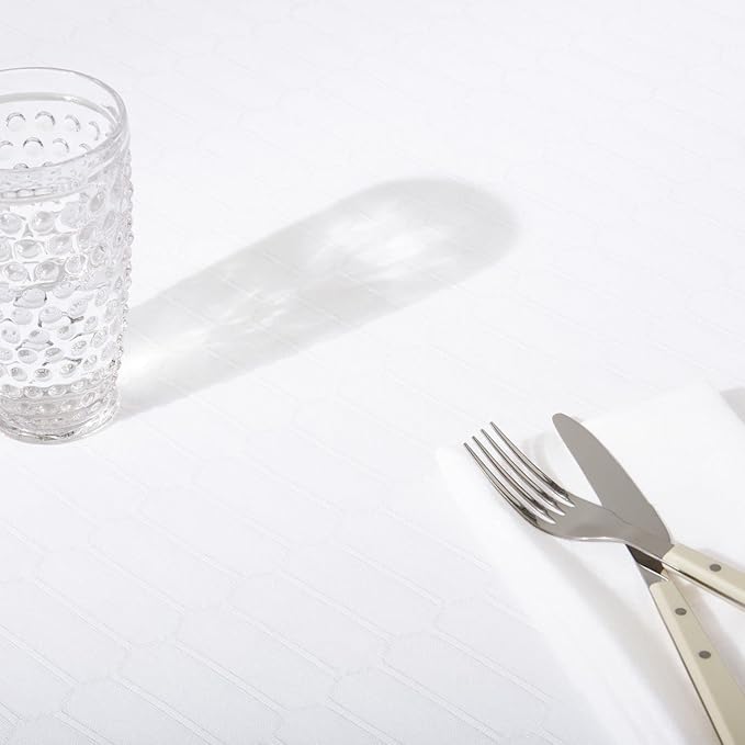 Martha Stewart Honeycomb Modern Farmhouse Polyester Cotton Rectangle Tablecloth, White, 60"x84"