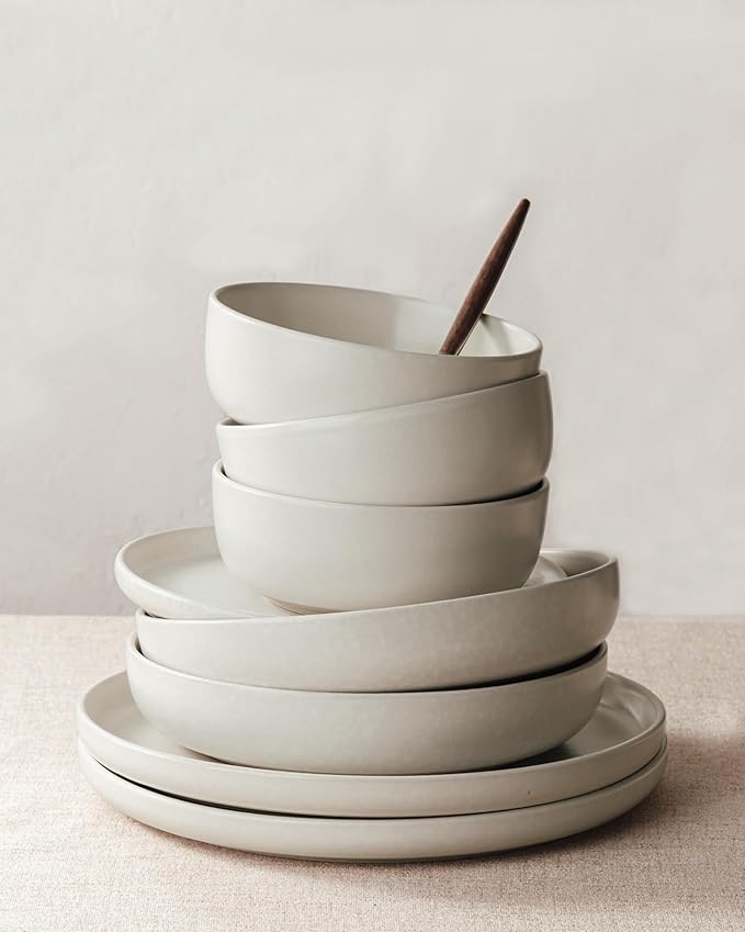 Famiware Milkyway Stoneware Dinnerware Sets with Mugs, Service for 4 (16 Pieces), Reactive Glaze Plates and Bowls Sets, Microwave and Dishwasher Safe Dishes Set, Matte Beige White