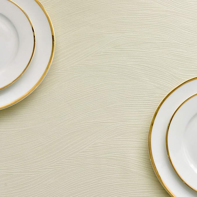 maxmill Jacquard Round Table Cloth Swirl Pattern Waterproof Antiwrinkle Heavy Weight Soft Tablecloths for Circular Table Cover and Kitchen Dinning Tabletop Decoration Round 70 Inch Ivory