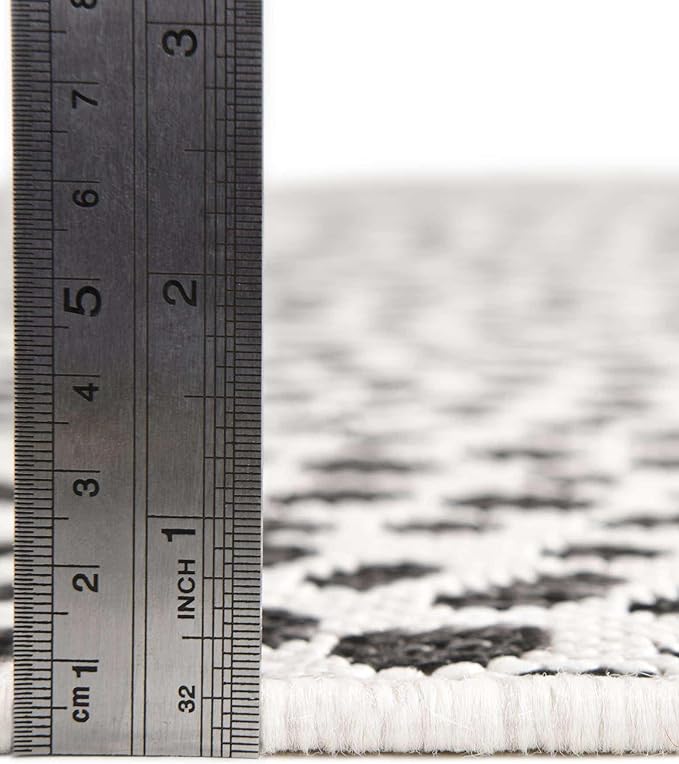 Jill Zarin Jill Zarin Outdoor Collection Area Rug - Cape Town (2' 2" x 3' 7" Hearth Black/Ivory)