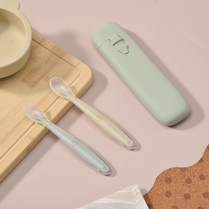 Silicone Baby Spoons for Baby Led Weaning, Spoons with Storage Box，Feeding Spoons for First Stage Baby Dishwasher Safe (Green)