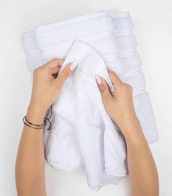 American Soft Linen Premium 3 Piece Towel Set, 1 Bath Towel 1 Hand Towel 1 Washcloth, 600 GSM 100% Cotton Turkish Towels for Bathroom, White Towel Set