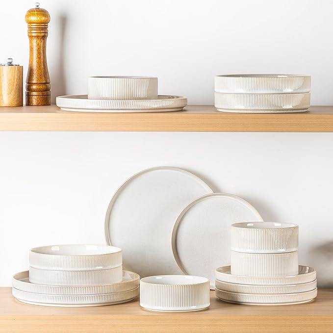TheTerra Ceramic Dinnerware Sets for 4, 12 Pieces Porcelain Lightweight Plates and Bowls Sets, Scratch Resistant Dish Set, Oven & Microwave & Dishwasher Safe