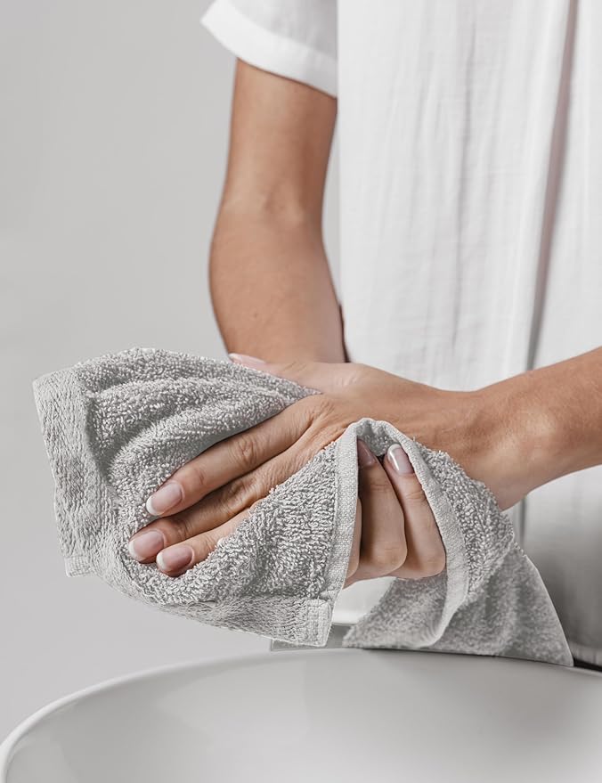 Delara 100% Organic Cotton Towels 650 GSM Plush Feather Touch Quick Dry Wash Cloth, Pack of 12 GOTS Certified, Oeko-Tex Green Certified, Organic Cotton Wash Cloth, 13"X13"