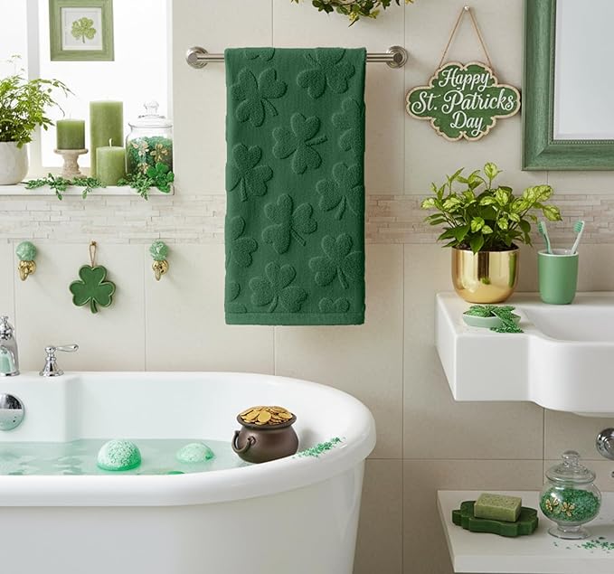 Artoid Mode 1 Pc Dark Green 3D Shamrock Jacquard Patrick Hand Towels for Bathroom, 100% Cotton Soft Absorbent Bathroom Decor Towels, 13.7 x 29.5 Inch