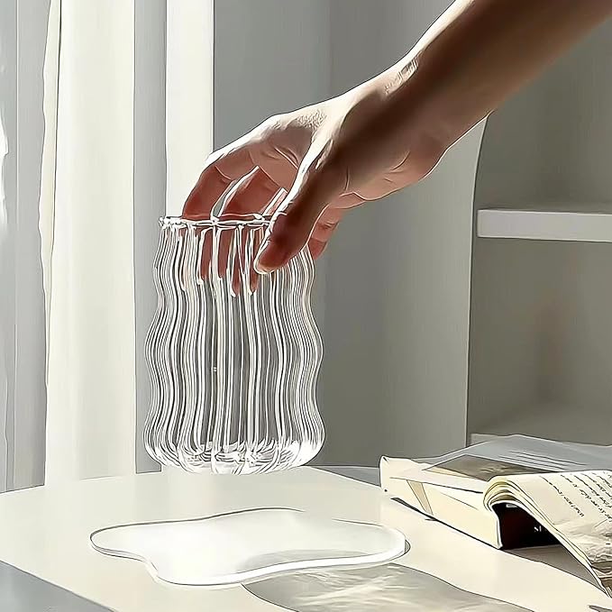 4 Pcs Ribbed Glass Cups, Vintage Drinking Glassware with Glass Straw 18 Oz Bubble Iced Coffee Cup for Juice, Tea, Beverage, Milk, Beer, Cocktails Ideal for Gift