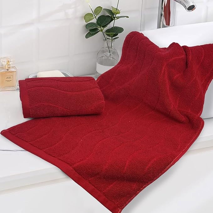 2-Piece Hand Towels for Bathroom in Red, Super Soft Decorative Christmas Hand Towel Set, Wavy Jacquard, Small Size 13x29 Inches