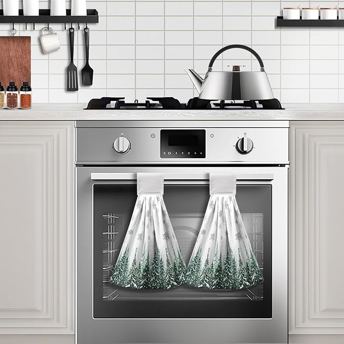 Winter Pine Trees Hanging Kitchen Towels 2pcs Snowflakes Hand Towel with Hanging Loop Winter Green Snow Tie Towels Soft Absorbent Dish Towel Decorative for Kitchen Farmhouse