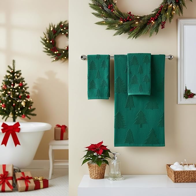 Peryiter 6 Pack Cotton 3D Christmas Bath Towels Set Green Christmas Tree Towels for Bathroom, Soft and Absorbent, Contains 2 Bath Cloth, 2 Hand Cloth and 2 Wash Cloths