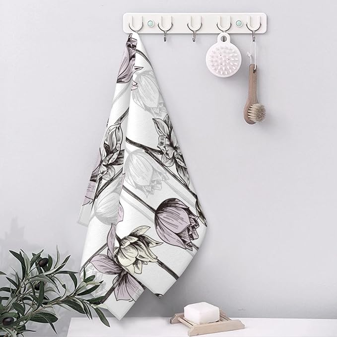 Lily Flower Hand Towel for Bathroom Set of 2 Hand Bath Towels Soft Absorbent Decorative Towels for Bathroom Kitchen Yoga Home Decor 14 x 28 in