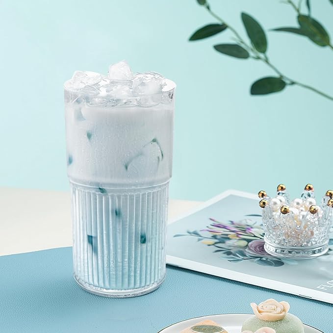 18.5oz Glass Cups with Lids and Straws – Single Reusable Tumbler, Thickened Shatter-Resistant Glass, Ideal for Iced Coffee, Smoothies, Cocktails, Juices – Elegant & Durable Drinkware