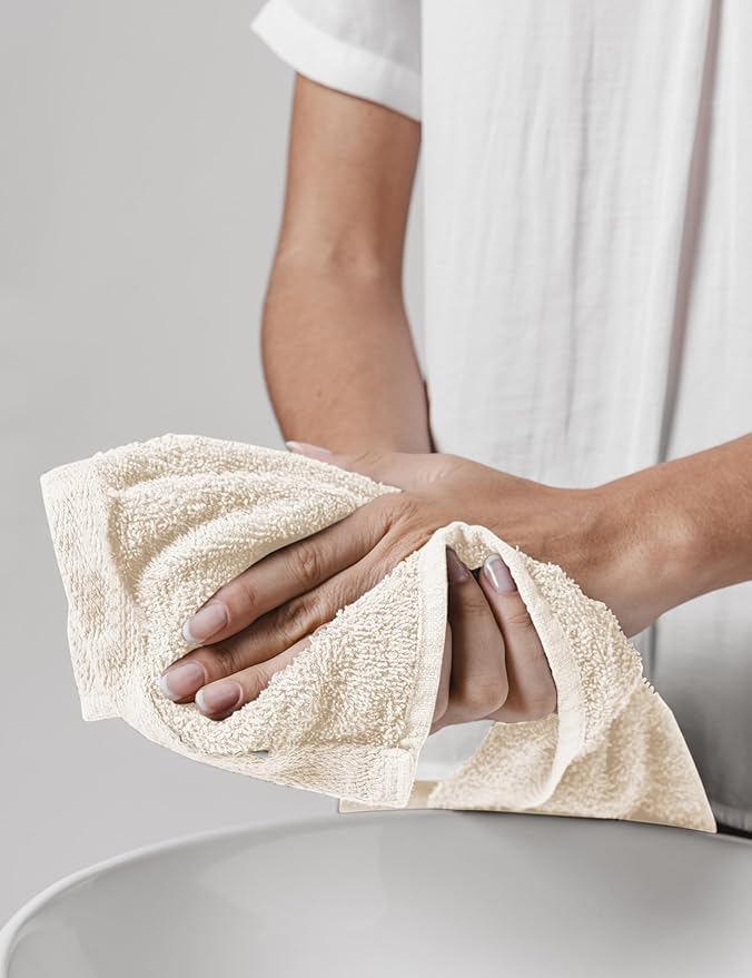 Delara 100% Organic Cotton Towels 650 GSM Plush Feather Touch Quick Dry Wash Cloth, Pack of 12 GOTS Certified, Oeko-Tex Green Certified, Organic Cotton Wash Cloth, 13"X13"