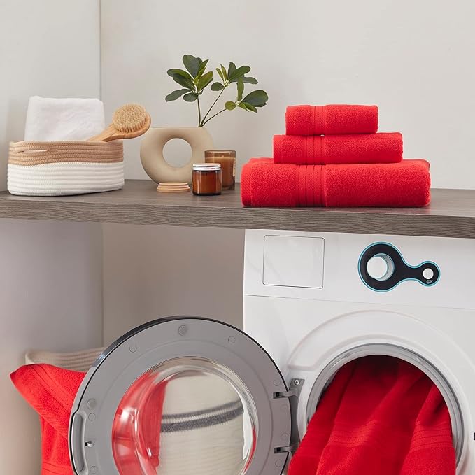 COZYART Red Bath Towels for Bathroom 2 Pcs, 27x54 Cotton Bath Towel Set Super Soft Highly Absorbent Durable 650 GSM Shower Towels for Daily Use