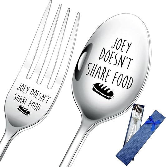2 Pieces Joey Doesn't Share Food Funny Engraved Stainless Spoon Fork Set,Friends Tv Show Merchandise,Kitchen Dinner Spoop and Fork for Women, Men, Friends, Sister Birthday Christmas Gifts