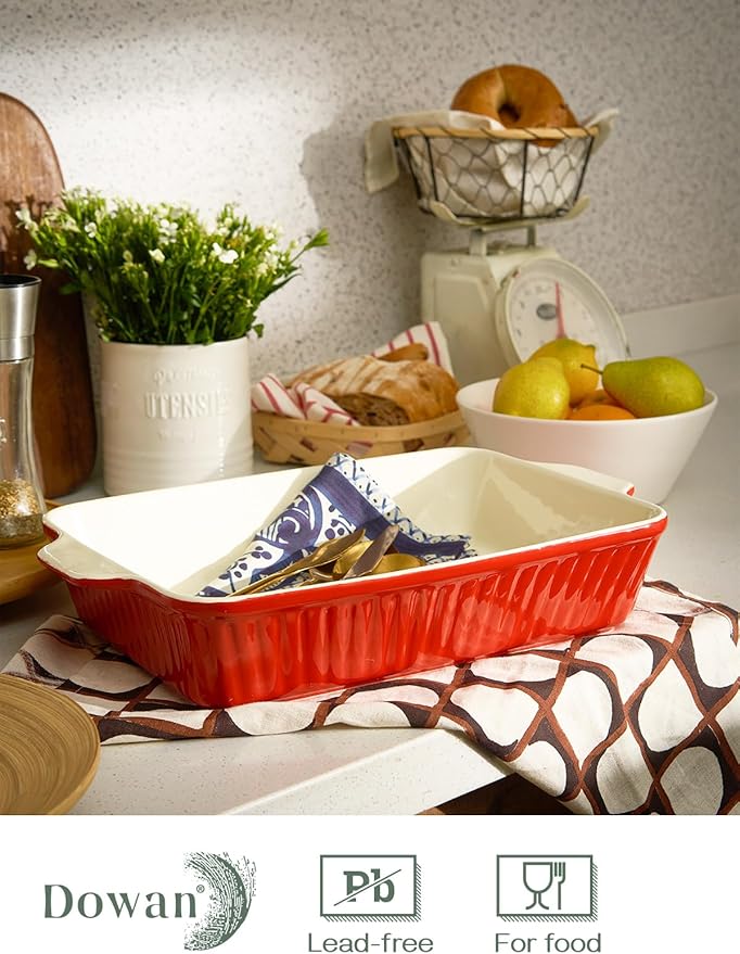 DOWAN 9x13-inch Deep Casserole Baking Dish for Lasagna, 135 oz Ceramic Pan with Handles, Oven Safe for Baking and Home Decor, Red
