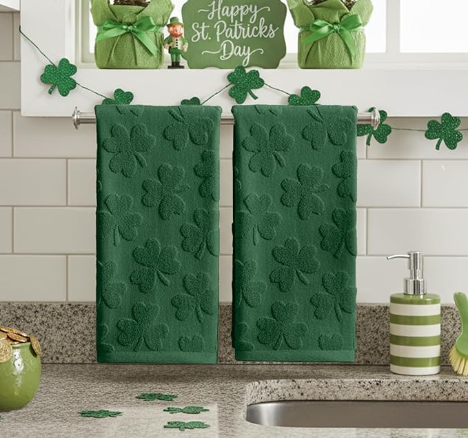 Artoid Mode 2 Pcs Dark Green 3D Shamrock Jacquard Patrick Hand Towels for Bathroom, 100% Cotton Soft Absorbent Bathroom Decor Towels, 13.7 x 29.5 Inch