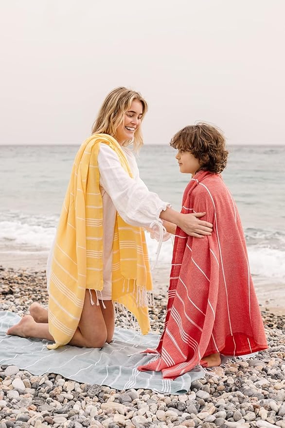 Madamelique Turkish Beach Towel Oversized - 39 x 74 - Quick Dry - Sand Free - Extra Large - Prewashed Beach Towels Beach Essentials - Travel Towel (Mediterranean Without Bag, Red)