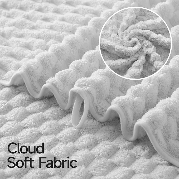 REDKISS 4 Pack Gray Microfiber Bath Towels - Extra Large Waffle Towels Set for Bathroom, Super Absorbent Towel Set of 4 Lagre, Quick Dry Bathroom Towel for Spa, Gym,Travel, Lint Free, Ultra Soft