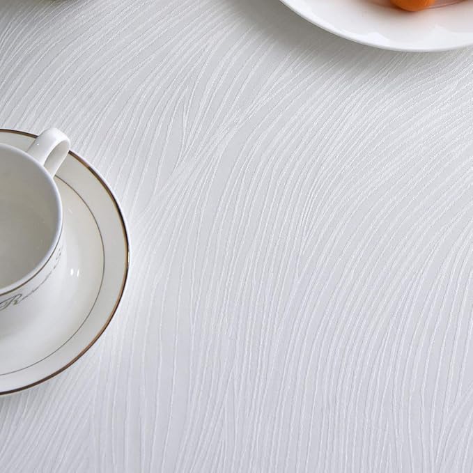 maxmill Round Jacquard Tablecloths Swirl Pattern Spillproof Wrinkle Free Heavy Weight Soft Table Cloth for Circular Table Cover of Buffet Banquet Parties Holiday Dinner Round 90 Inch White