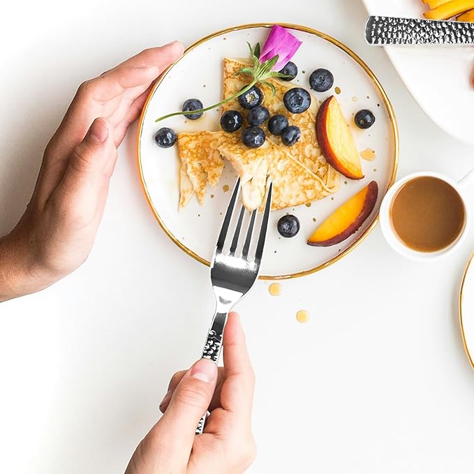 120 Pcs Disposable Cutlery Set, Silvery Plastic Silverware,60 Forks, 30 Spoons, 30 Knives, Heavy Duty Flatware for Holidays, Parties, Dinners, Weddings, and Occasions