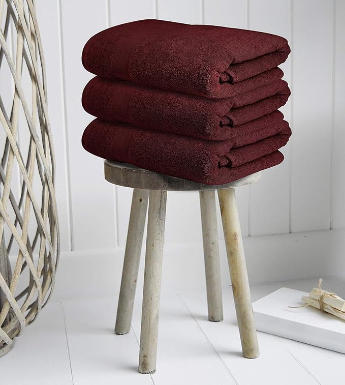 Softolle Luxury Bath Towels Set of 4 (27” x 54”) | Towels for Bathroom | Super Soft | Highly Absorbent Towels for Home, Spa, Gym (Red)