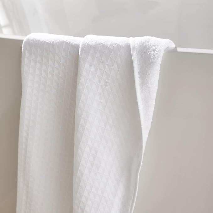 UCHINO Waffle Twist Cotton Weave Washcloth Towel for Bathroom Lightweight Absorbent Quick Dry Honeycomb Texture Solid Terry Loop Reverse 13" x 13", 1 Wash Cloth, White