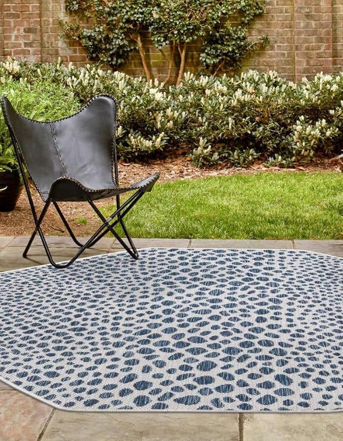 Unique Loom Outdoor Collection Area Rug - Cape Town (4' 1" Octagon, Blue/ Olive)