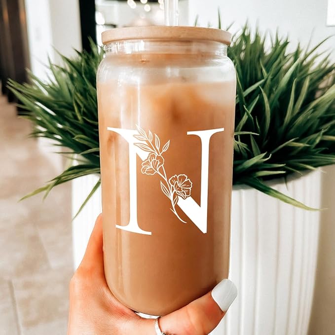 SANDJEST Monogrammed Gifts for Women - Monogram N Initial Glass Cup 16 Oz Can Coffee Cups with Lid and Straw - Monogram Initials Gifts for Womens on Birthday