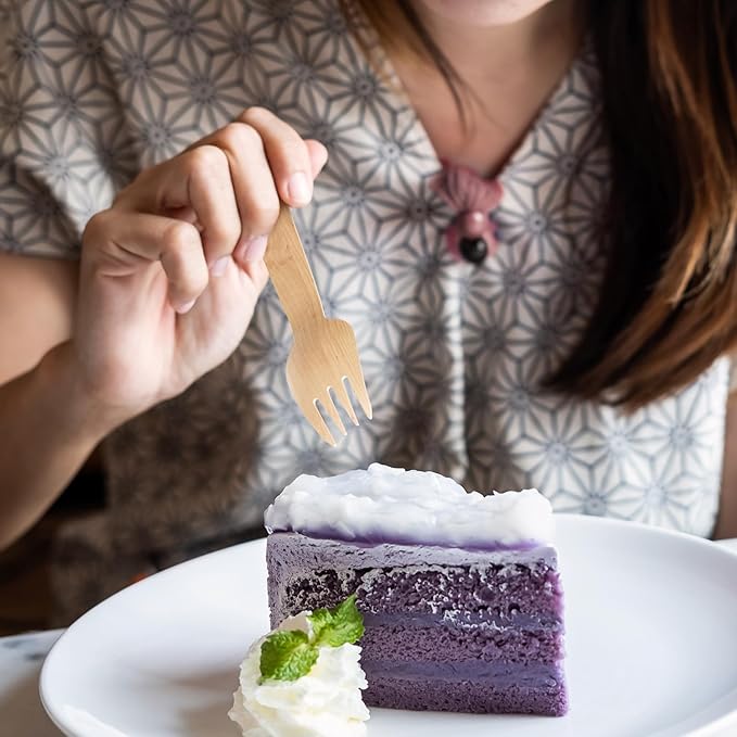 ECOLipak 300 Count Wooden Forks Disposable, Wooden Disposable Compostable Forks for Eating, Party, Camping, Traveling, Family Dinners