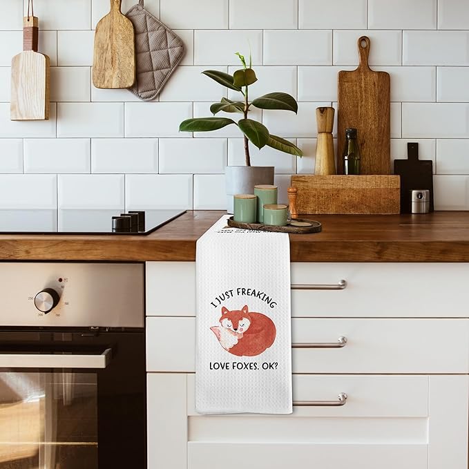 Funny Fox Kitchen Towels Gifts for Women, Fox Bathroom Decor Decorations for Home, Cute Kids I Just Freaking Love Foxs Decor Dish Hand Tea Towels Stuff for Bathroom Kitchen,16x24Inch