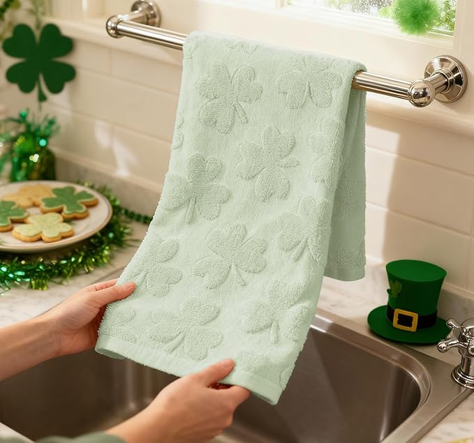 Artoid Mode 1 Pc Light Green 3D Shamrock Jacquard Patrick Hand Towels for Bathroom, 100% Cotton Soft Absorbent Bathroom Decor Towels, 13.7 x 29.5 Inch